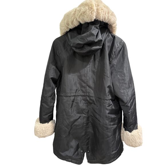 ASA Fashion Group Black and Cream Teddy Jacket Plush Trim and Hood - Picture 8 of 8